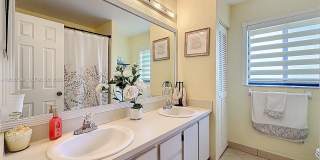 8060 NW 51st Ct Gallery 26