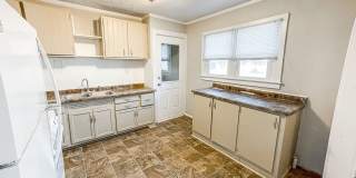 2230 Woodlawn Avenue - $1,350.00/mo. Gallery 8