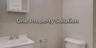 5284 Broadway 2E Gallery 8