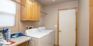 3 bed, 2.5 bath Home in English Ranch Neighborhood Gallery 10