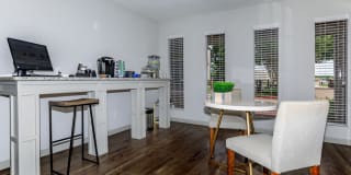 Harbor Walk Gallery 9