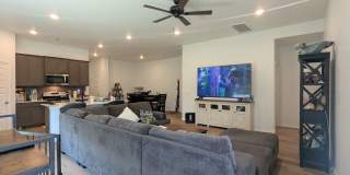 Beautiful 4-Bedroom Yukon Home with Study, 3 Full Baths & Fenced Backyard Gallery 6