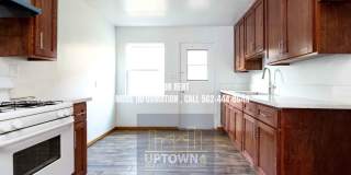 Apartment - 2 Bedrooms / 1 Bath - South Gate Gallery 1