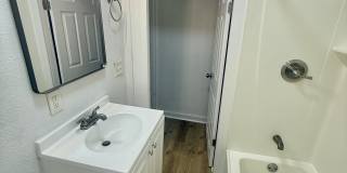 125 Avondale Avenue Gallery 18