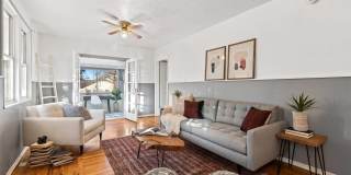 Wonderful 2 bedroom home in Central Denver Gallery 1