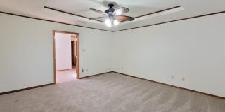 EXECUTIVE CUSTOM BUILT HOME Gallery 40