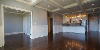 Luxurious 3BR/2BA Condo – Near University of Chicago in the heart of Hyde Park! Gallery 3