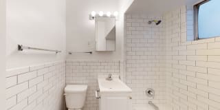 5401-5403 S. Woodlawn Avenue Gallery 7