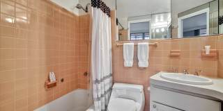 2727 Yacht Club Boulevard Gallery 34