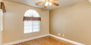 WONDERFUL 3 BEDROOM PLUS DEN 1 STORY HOME. CASITA WITH OWN BATHROOM! GATED COMMUNITY! Gallery 34