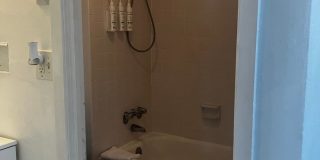 Furnished Beachside Studio Apartment Gallery 6