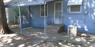 Nice Sized Yard ~ Cute House Gallery 9