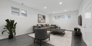 1952 W Ohio Street Gallery 23