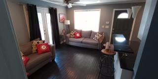 Furnished 1 Bedroom Condo on Campus Furnished 1 Bedroom Condo on Campus Gallery 1