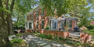 314 Lake Street Gallery 21