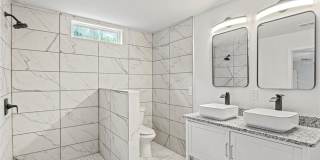 Room in 3 Bedroom Home at Peeples St SW Gallery 13