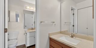 Updated 2 bed 1 bath condo in Arvada! Gallery 14