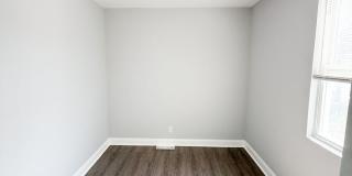 2 Bedroom 1 Bathroom Home! Attached Garage! Gallery 6