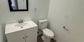 2BD/1.5BA Townhouse located on the Germantown/Memphis Line! Gallery 6