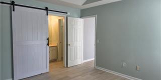 136 Towne Park Drive Gallery 17