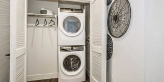 AMLI Marina Del Rey Gallery 19