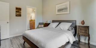 Spacious Happy Valley Townhome Featuring Three Bedrooms, Two Balconies & Attached Garage Spacious Happy Valley Townhome Featuring Three Bedrooms, Two Balconies & Attached Garage Gallery 13