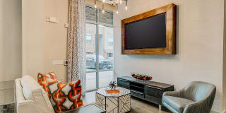 Eastbank River Walk Townhomes & Apartments Gallery 18