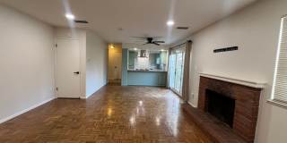 Great Townhome in the Pocket area close to everything! Gallery 11