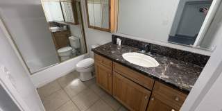 Large Living Area, rear yard has RV Access! Gallery 13