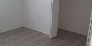 2240 West Belmont Avenue Gallery 1