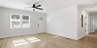 127 Perry Street Gallery 10