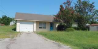 1018 N Powell Parkway Gallery 1
