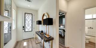 131 N Un St Gallery 21