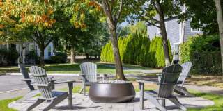 Sofi at Salem Station Gallery 55