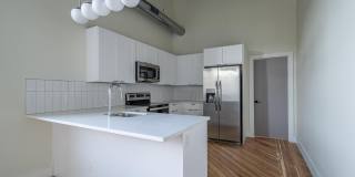 438 Penn Ave Gallery 32