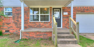 Charming 2 Bedroom Home in Oklahoma City Gallery 1