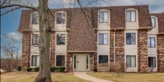 274 W Court Of Shorewood Lane unit: 2B Gallery 1