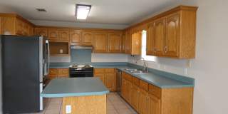 3 Bedroom Home Near NAS Pensacola Gallery 7