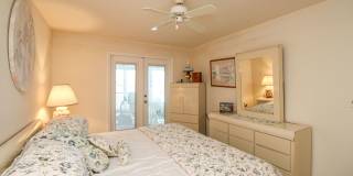** SMOKEHOUSE BAY OF MARCO ** 2/2 SEASONAL UNIT ON MARCO ISLAND AVAILABLE ** BEST WATERWAY VIEW HERE ** Gallery 70