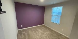 Room in 4 Bedroom Home at Bent Willow Dr Gallery 35
