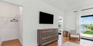 210 S Lake Drive Gallery 24
