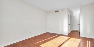 1101 South Arlington Ridge Road #806 Gallery 15