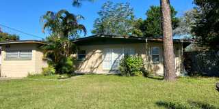 3/1 Single Family Home Available For Move In Gallery 1