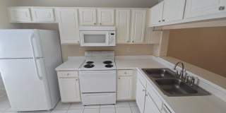 2-Bedroom, 2.5-Bathroom Townhouse in Zephyrhills Gallery 7