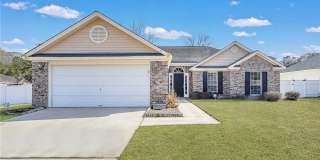 3 BEDS | 2 BATHS | COMMUNITY POOL & FITNESS CENTER | OGEECHEE FARMS Gallery 1