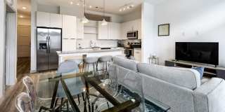 2308 E Riverside Dr Gallery 5