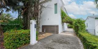 472 Minola Dr Gallery 1