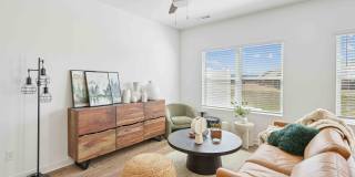 Elio at Research Park Homes for Rent Gallery 11