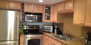 RB Luxury 2 Br Townhome 2 car spots Laundry $3190 TEXT 619-565-3468 Gallery 24