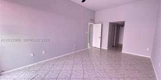 18051 Biscayne Blvd Gallery 12